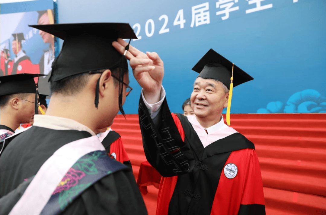 兰州大学毕业证图片